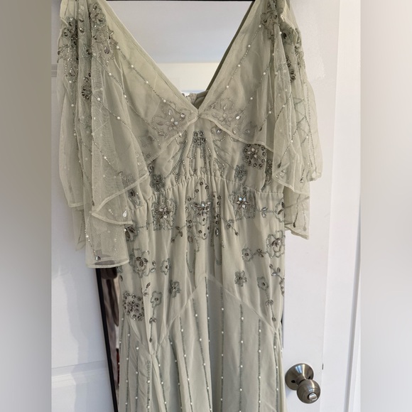 Elegant Mint Maternity Cape Dress - Picture 5 of 14